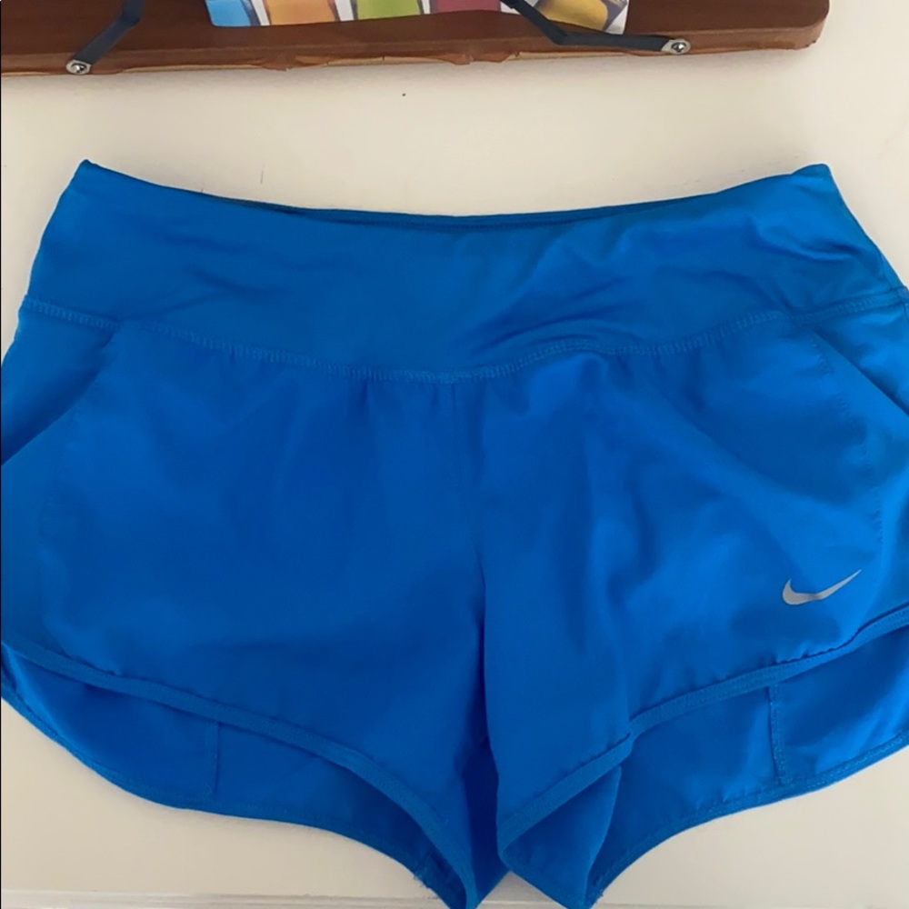 Nike shorts small